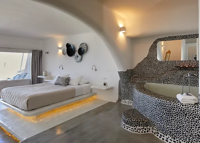 Hotel Of The Gods Cave