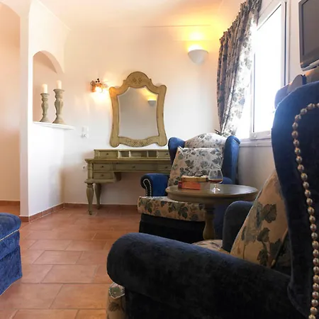 Of The Gods Cave Hotel Megalochori (Santorini)